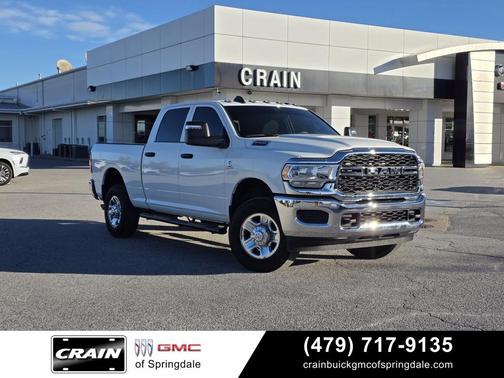 2024 RAM 2500 Tradesman Crew Cab 4x4 6'4' Box