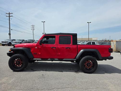 Firecracker Red Clearcoat 2020 Jeep Gladiator Sport S