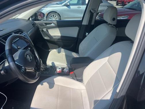 2019 Volkswagen Tiguan 2.0T SEL