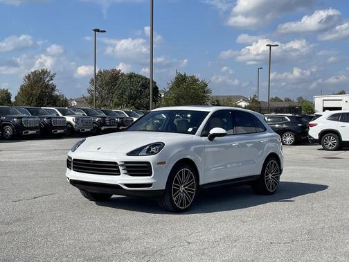 2023 Porsche Cayenne Platinum Edition