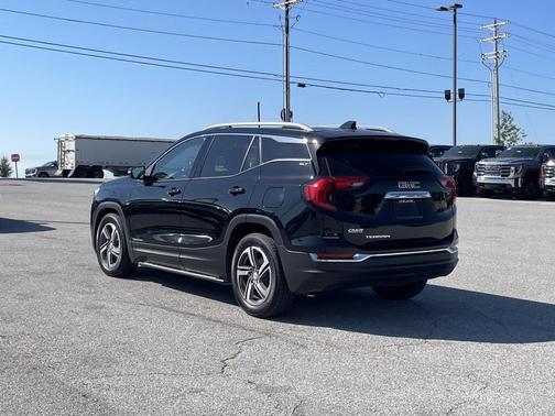 2021 GMC Terrain SLT