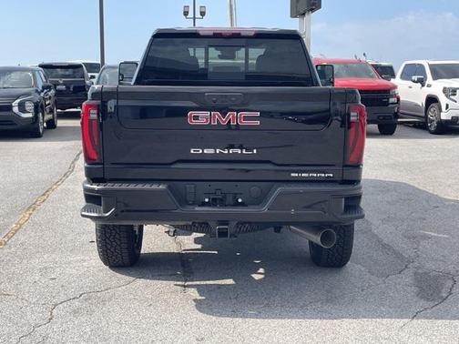 2025 GMC Sierra 2500 Denali