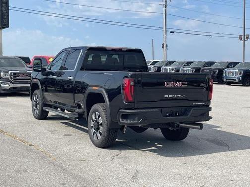2025 GMC Sierra 2500 Denali