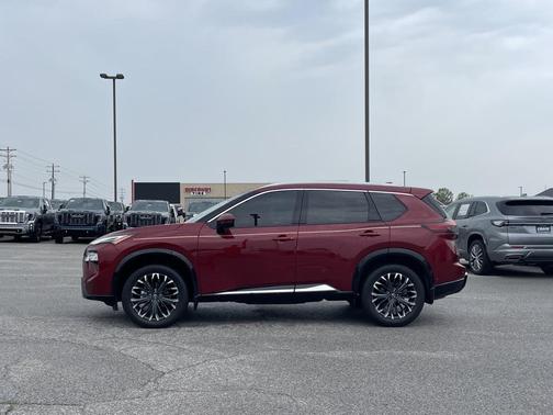2024 Nissan Rogue Platinum