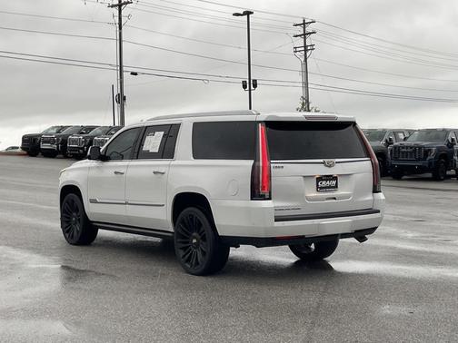 2019 Cadillac Escalade ESV Platinum