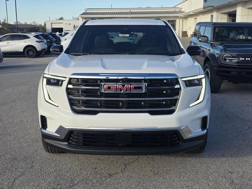 2026 GMC Acadia Elevation FWD