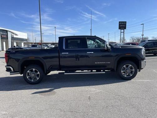 2025 GMC Sierra 2500 SLT