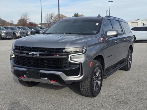2022 Chevrolet Suburban 4WD Z71