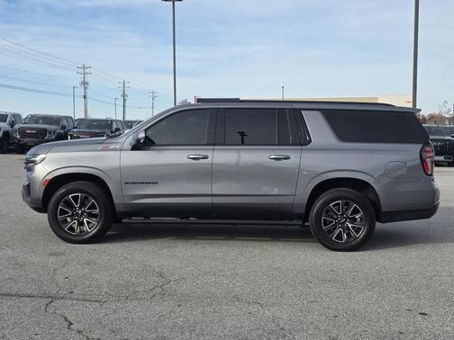 2022 Chevrolet Suburban 4WD Z71