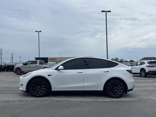 2022 Tesla Model Y Performance Dual Motor All-Wheel Drive