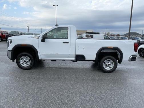 2025 GMC Sierra 2500 Base