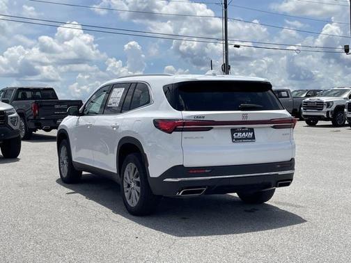 2025 Buick Enclave Preferred FWD