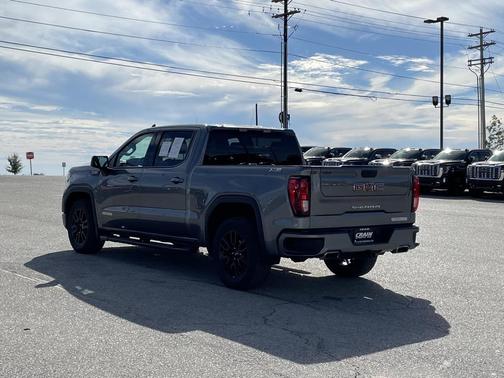 2022 GMC Sierra 1500 Elevation