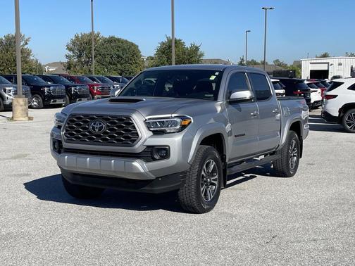 2020 Toyota Tacoma TRD Sport
