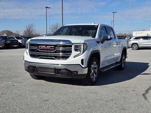2024 GMC Sierra 1500 SLT