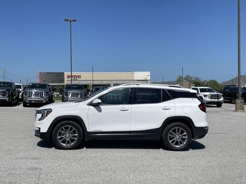 2022 GMC Terrain SLT