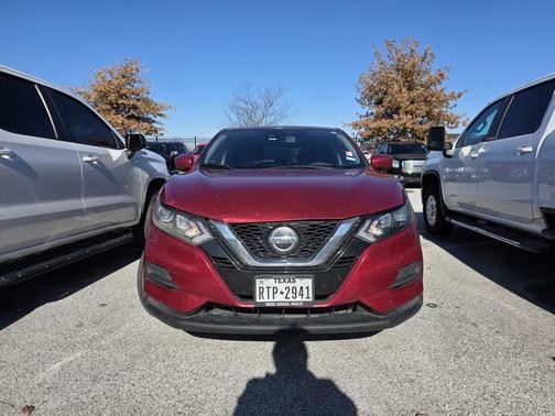 2022 Nissan Rogue Sport S