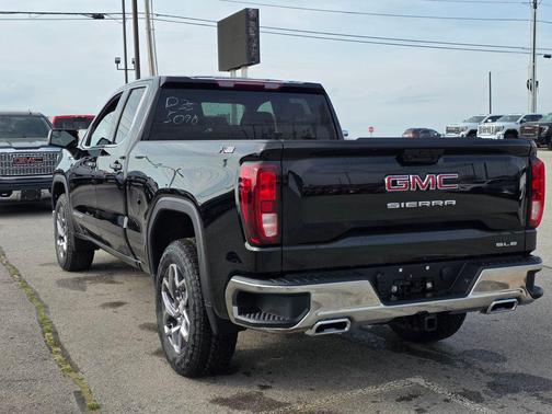 2026 GMC Sierra 1500 SLE