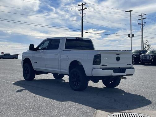 2024 RAM 2500 Big Horn Crew Cab 4x4 6'4' Box