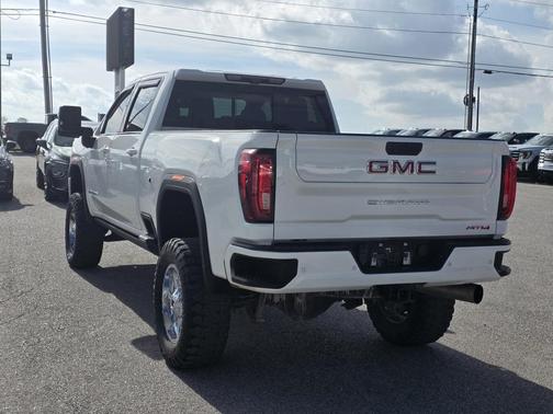 2021 GMC Sierra 2500 AT4