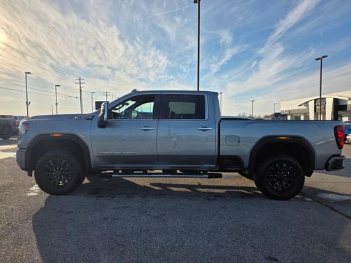 2025 GMC Sierra 2500 Denali