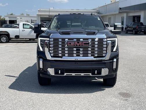 2024 GMC Sierra 2500 Denali