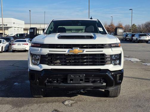 2025 Chevrolet Silverado 2500 Custom