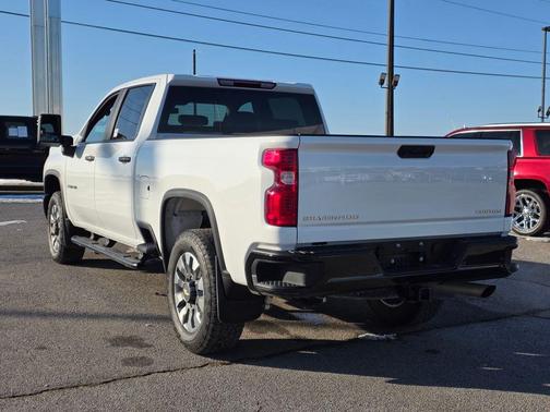 2025 Chevrolet Silverado 2500 Custom