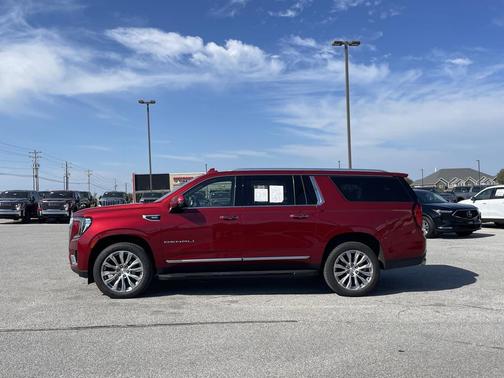 2022 GMC Yukon XL Denali