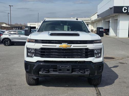 2025 Chevrolet Silverado 2500 Custom