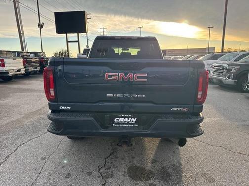 2021 GMC Sierra 2500 AT4