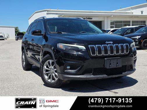 Diamond Black Crystal Pearlcoat 2019 Jeep Cherokee Latitude Plus