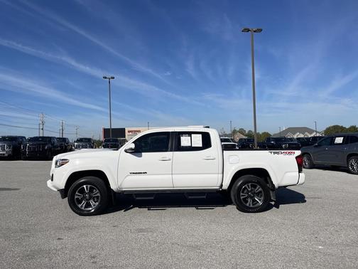 2019 Toyota Tacoma TRD Sport