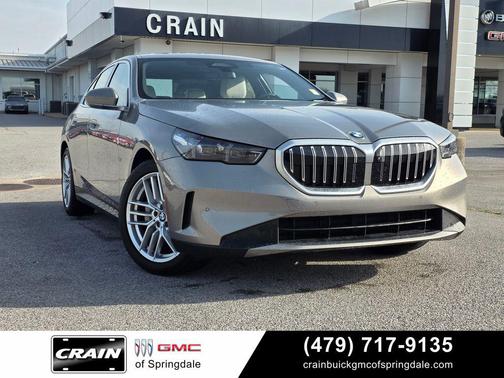 Oxide Gray Metallic 2024 BMW 530 530i