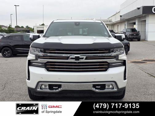 Pearl 2019 Chevrolet Silverado 1500 High Country