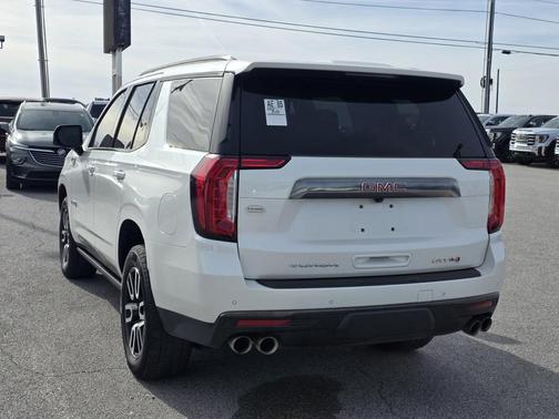 2022 GMC Yukon 4WD AT4