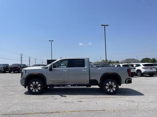 2025 GMC Sierra 2500 Denali