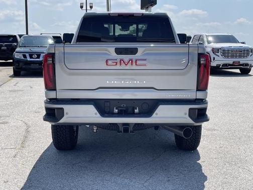 2025 GMC Sierra 2500 Denali