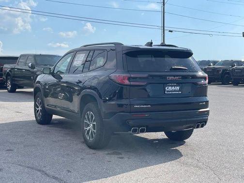 2026 GMC Acadia AWD AT4