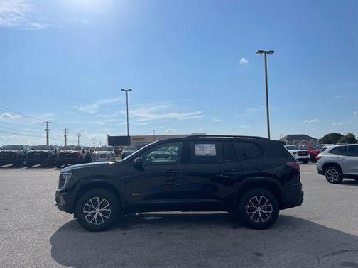 2026 GMC Acadia AWD AT4