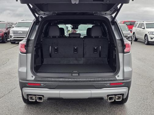 2026 GMC Acadia Elevation FWD