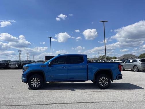 2023 GMC Sierra 1500 AT4