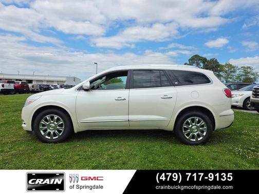 White Diamond Clearcoat 2014 Buick Enclave Premium