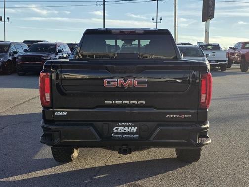 2023 GMC Sierra 1500 AT4X