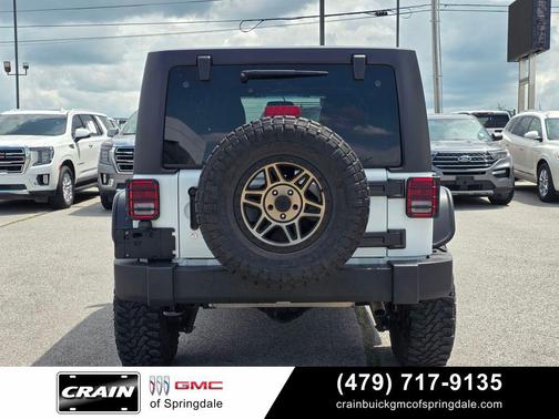 Bright White Clearcoat 2017 Jeep Wrangler Unlimited Sport