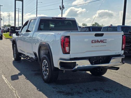 Summit White 2024 GMC Sierra 2500 SLE