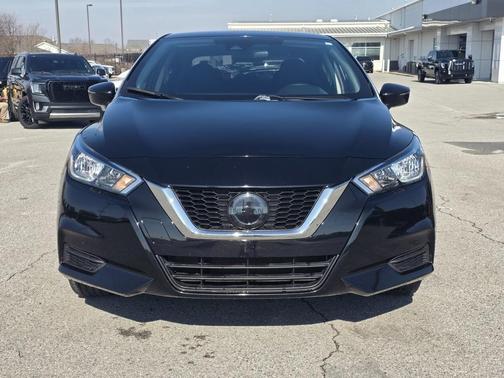 2021 Nissan Versa 1.6 SV