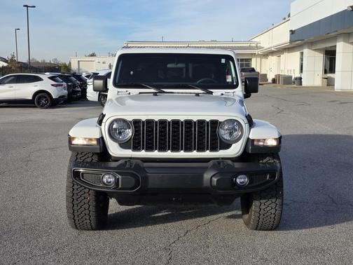 2025 Jeep Gladiator Nighthawk