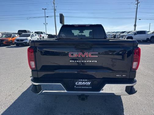 2024 GMC Sierra 1500 SLE