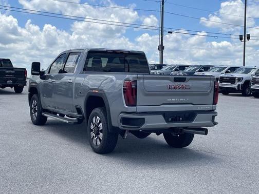 2025 GMC Sierra 2500 Denali